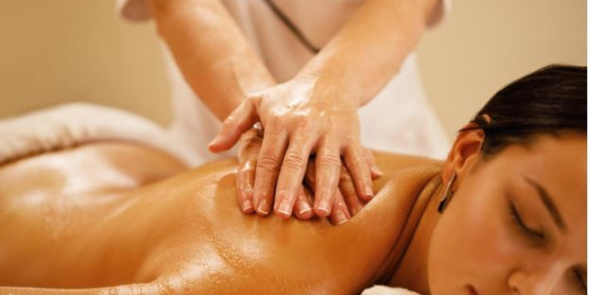 Feel the freedom of full relaxation with a naked massage in London