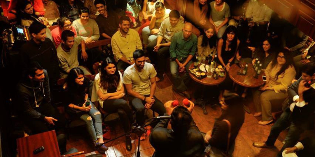 Cafes Delhi with Live Music